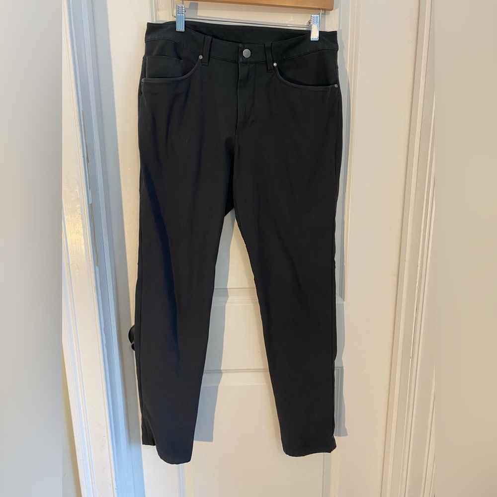 Lululemon Men’s Dark Gray Trousers